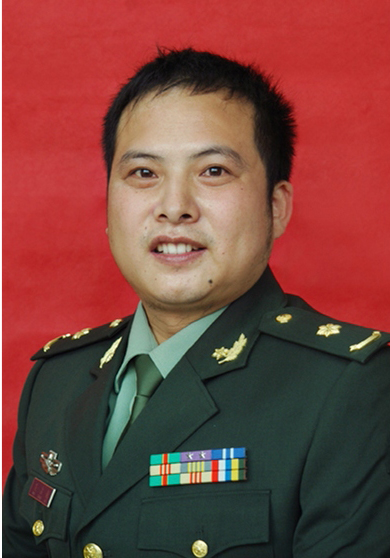 吴占敖证件照.jpg